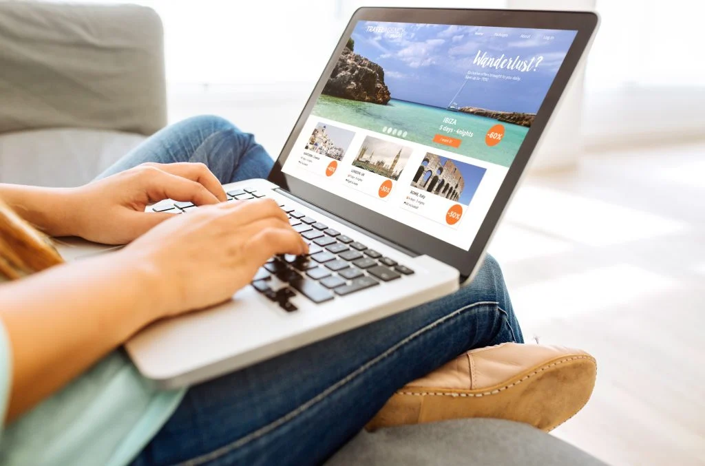 Conheça 7 sites para comprar Pacotes de Viagem Online